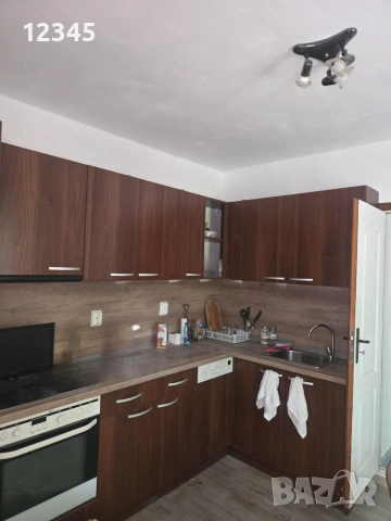 Къща в широкия център на Габрово, снимка 8 - Къщи - 55270393