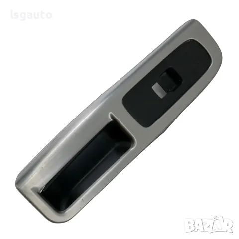Интериорна лайсна предна дясна врата Volvo V50 2004-2010 ID: 162781 OEM 8663815