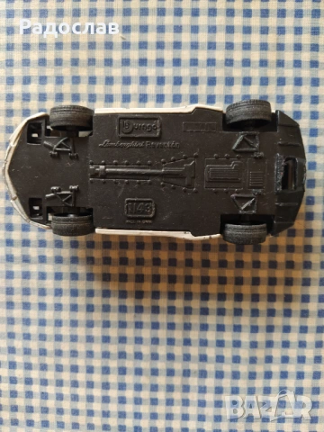 количка Burago Lamborghini , снимка 6 - Колекции - 54399592