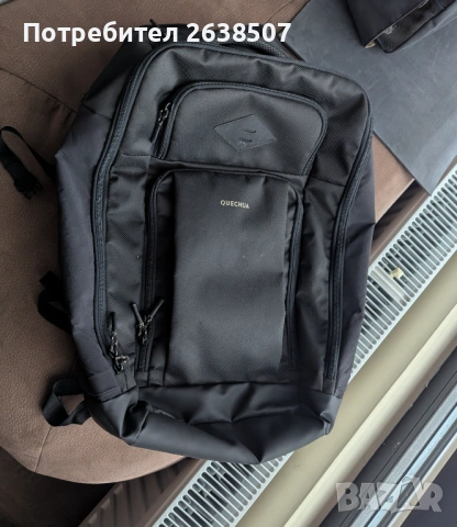 Продавам раница QUECHUA 32л