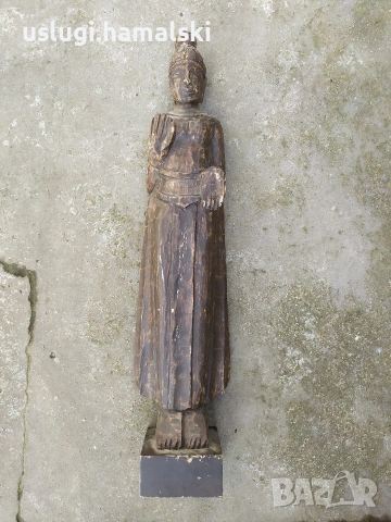 Голяма дървена статуетка/фигура