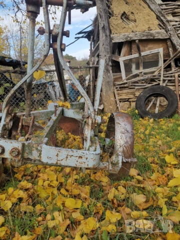 Плуг тракторен-три тела, снимка 6 - Селскостопанска техника - 54335648
