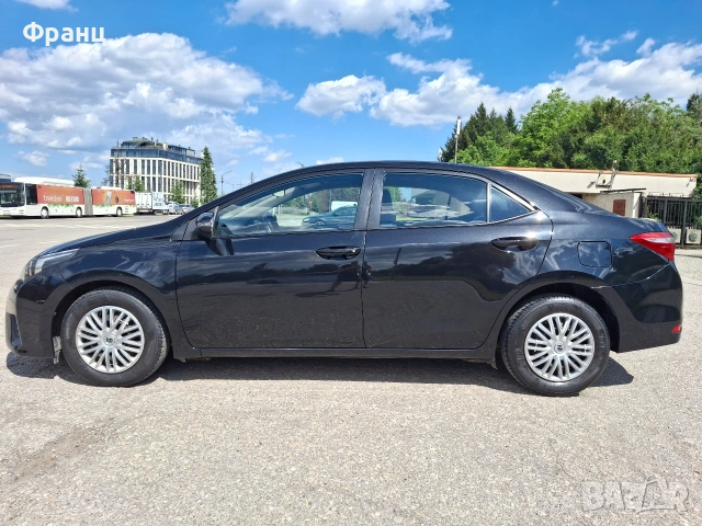 Toyota Corolla 1.4 D-4D 1 собственик ТМ Ауто Обслужен, снимка 4 - Автомобили и джипове - 54775200
