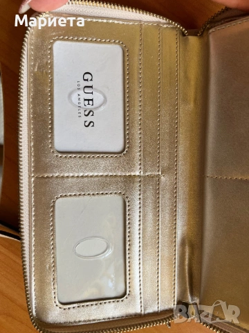 Дамско портмоне Guess, снимка 5 - Портфейли, портмонета - 54021162