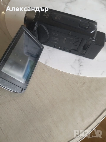 Продавам цифрова видеокамера Canon напълно функционална комплект, снимка 3 - Камери - 54980193