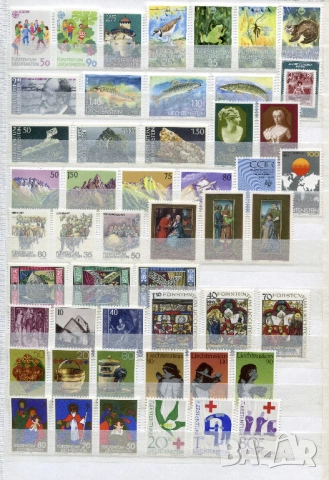 Албум SG A4 с 450 чисти марки (MNH) Сан Марино, Люксембург, Лихтенщайн, снимка 6 - Филателия - 52351916