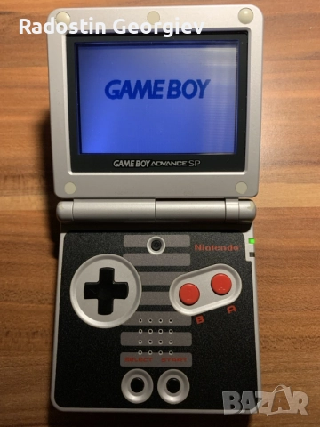 Nintendo Game Boy Advance SP