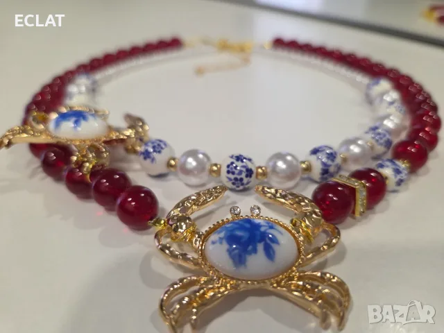 Авторски двуреден чокър Chinoiserie Crab Choker