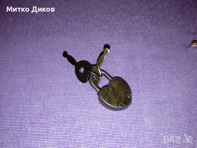 Ключодържатели разни №9 Испания-червила-Р любов-катинарче-айф кула, снимка 7 - Колекции - 55570410