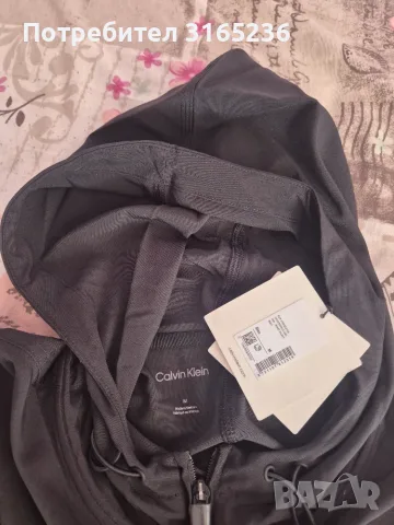 Нова ветровка Calvin Klein, снимка 4 - Спортни дрехи, екипи - 55446494