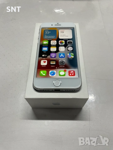 Iphone 7 32 GB Silver С кутия, снимка 2 - Apple iPhone - 54441633
