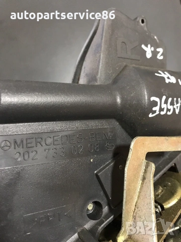 Механизъм за заключване на задна дясна врата за Mercedes C-Class W202 (2001) 2027330208, снимка 2 - Части - 55238318