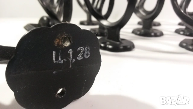 Лот 13 метални закачалки за дрехи, снимка 12 - Закачалки - 54624118