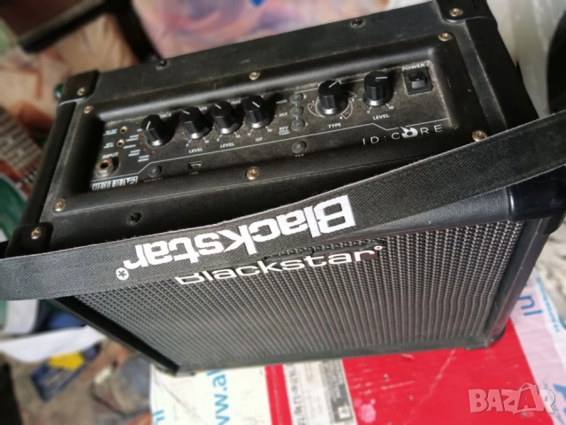 Усилвател Line6/ Crate/ Marshall, кубе за китара с вграден процесор ефекти, снимка 3 - Китари - 54901354