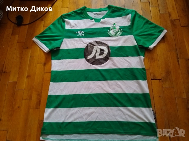 Шамрок Роувърс Ирландия Ейре маркова тениска Умбро размер Л
