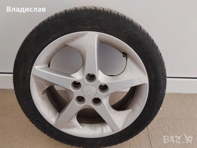 Оригинални алуминиеви джанти Kia с гуми BF Goodrich, снимка 4 - Гуми и джанти - 55232276