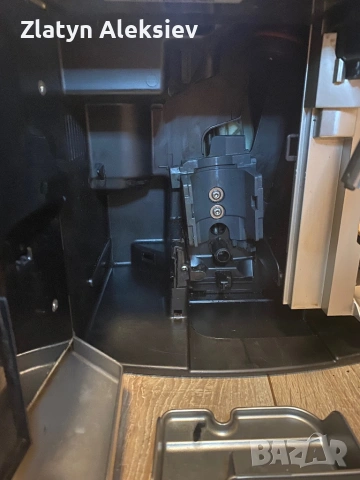 Delonghi PrimaDonna Avant, снимка 4 - Кафемашини - 54615729