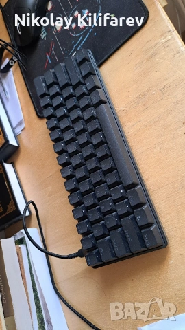Клавиетура Apex Pro Mini, снимка 2 - Клавиатури и мишки - 54773100