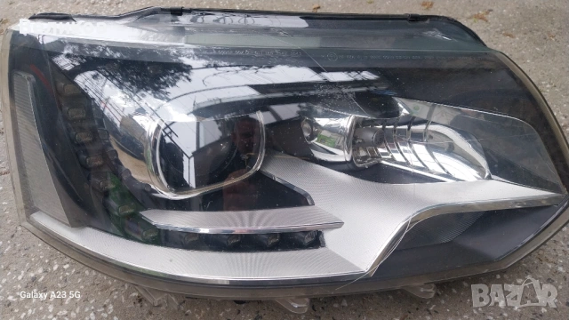 Оригинален десен фар за T5 Face LED Bixenon 
