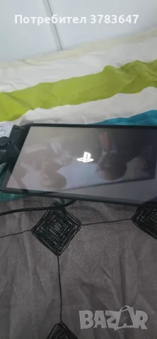 Продавам Playstation portal 