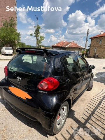 Тойота Айго във добро състояние. ........111111111 , снимка 7 - Автомобили и джипове - 55156752
