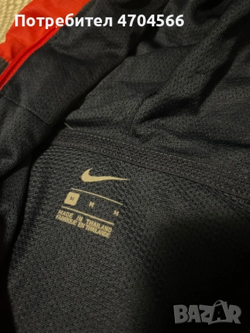 Nike Горнище/Ветровка, снимка 4 - Спортни дрехи, екипи - 54348362