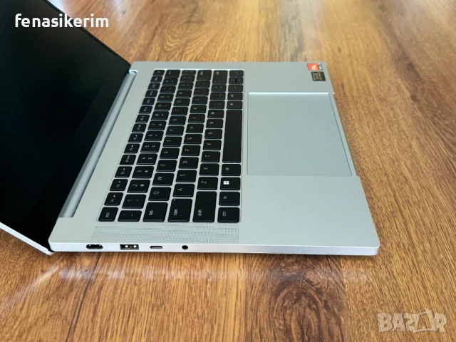 14' 2.5K 240Hz Ryzen 9 7940HS Razer Blade 32GB DDR5/512GB NVMe/Nvidia RTX 4070 8GB/Бат. 6ч, снимка 10 - Лаптопи за работа - 54266521