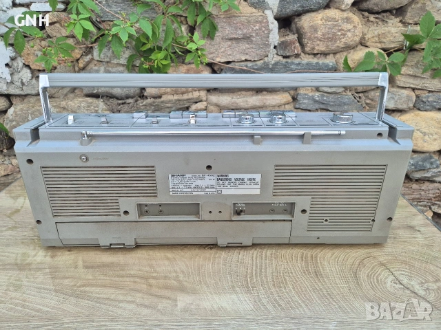 Радиокасетофон Sharp GF-450Z, снимка 5 - Радиокасетофони, транзистори - 55191725