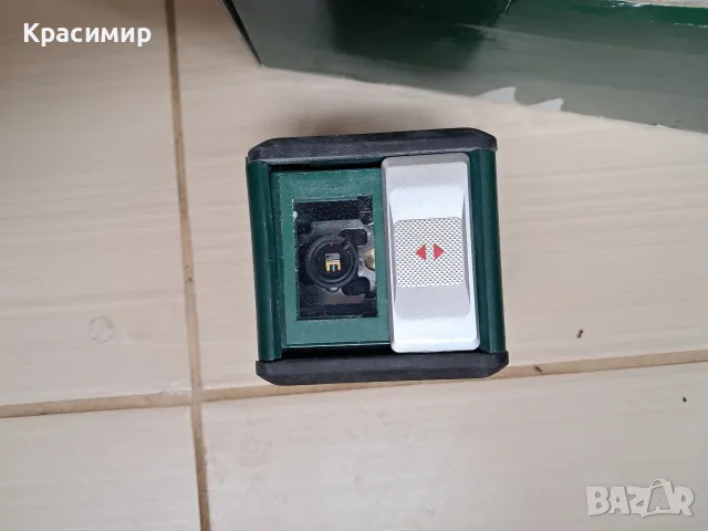 Лазерен нивелир Bosch, снимка 4 - Измервателни инструменти - 55411675