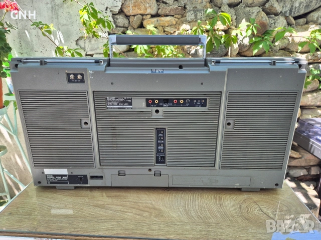 Радиокасетофон Sharp GF-777Z, снимка 6 - Радиокасетофони, транзистори - 55186630
