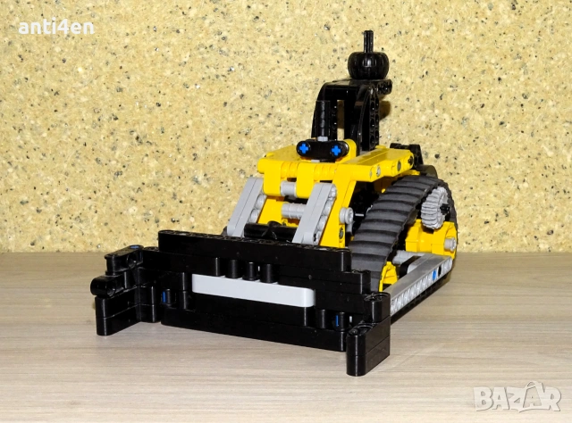 LEGO Technic булдозер – сглобен модел, снимка 2 - Конструктори - 55094065
