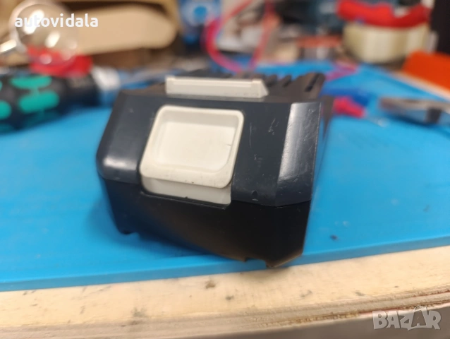 3Ah Професионално рециклирана батерия Makita BL1813G – 18V, снимка 3 - Винтоверти - 55018185