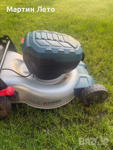 Kосачка с две батерии и зарядно. Bosch Professional GRA 18V2-46, снимка 11 - Градинска техника - 55149029