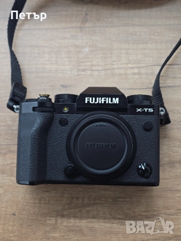 Fujifilm X-T5 