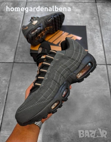 Маратонки Nike Air Max 95 – Икона с бронзов блясък! 👟🖤🥇, снимка 3 - Маратонки - 54317135