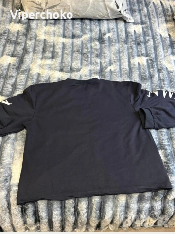 5 тениски къс ръкав + една блуза. 20 Евро, снимка 12 - Тениски - 53774980