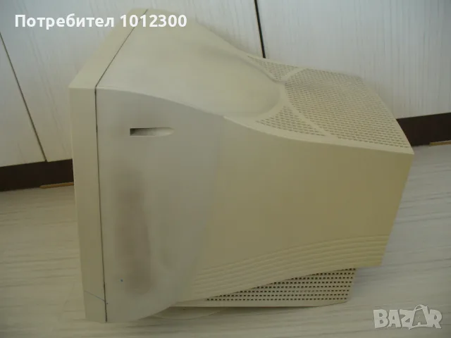 Подарявам монитор MAG Innovision 786PF, 17 инча, снимка 4 - Монитори - 55440304