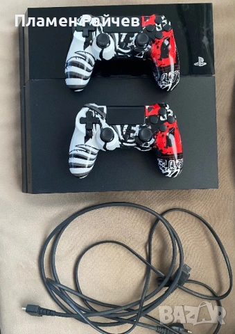 PlayStation 4 + 2 контролера + кабели