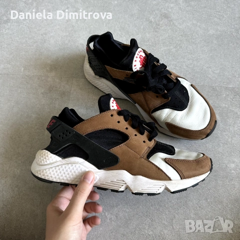 Nike Air Huarache LE в цвят "Bison", снимка 4 - Кецове - 55273969
