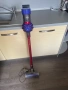Акумулаторна прахосмукачка DYSON V-8, снимка 1