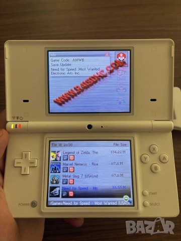 Nintendo DSi White + R4 Карта