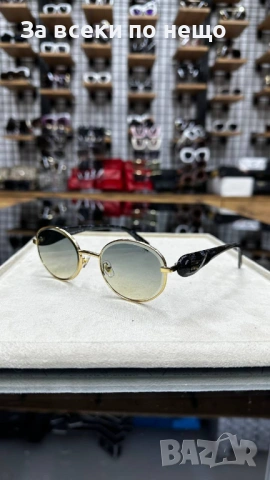 Miu Miu Слънчеви Очила С UV Защита С Подарък🎁Калъф - Различни Цветове Код E1425, снимка 2 - Слънчеви и диоптрични очила - 54028303