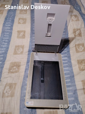 ПРОДАВАМ СКЕНЕР  HP  G2710, снимка 2 - Принтери, копири, скенери - 54874183