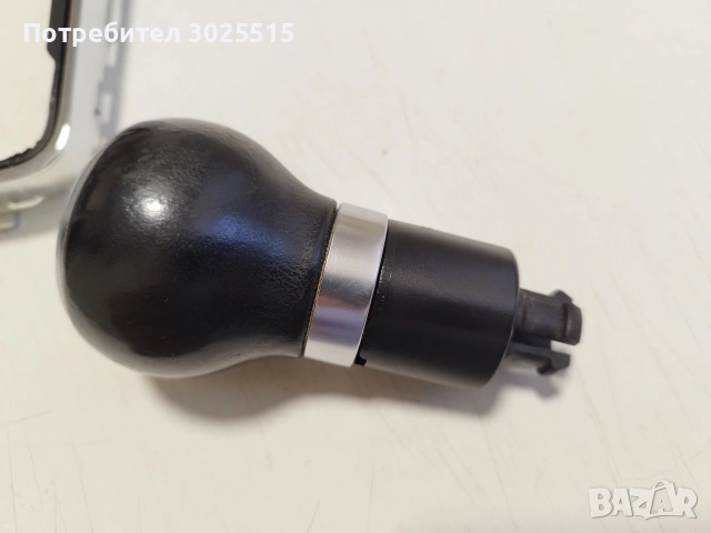 Топка и рамка за скоростен лост VW Passat B6, B7 , снимка 2 - Части - 38290321
