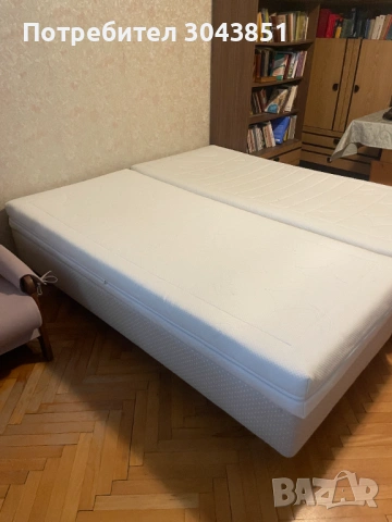 Продавам легла