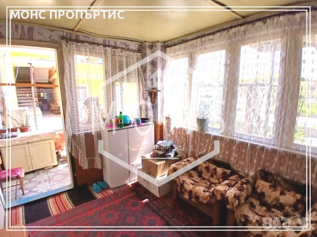 Продават се две жилищни сгради в един парцел в гр. Севлиево, обл. Габрово., снимка 6 - Къщи - 54452830
