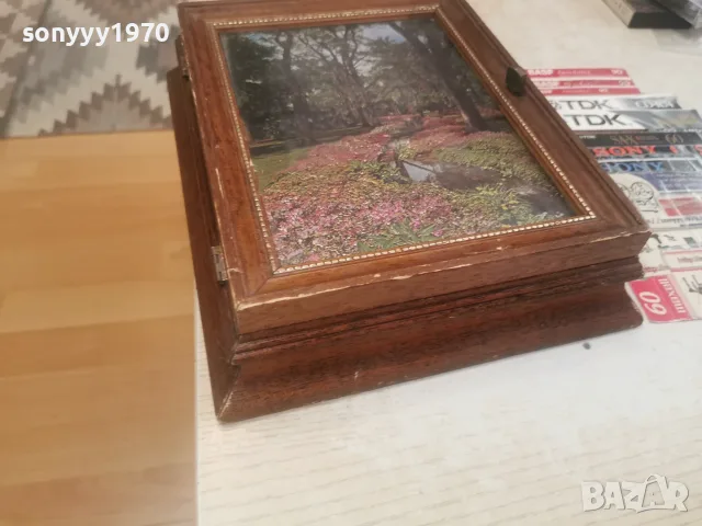 КРАСИВА ДЪРВЕНА КУТИЯ ОТ ФРАНЦИЯ 0908261604L4, снимка 8 - Антикварни и старинни предмети - 55604726