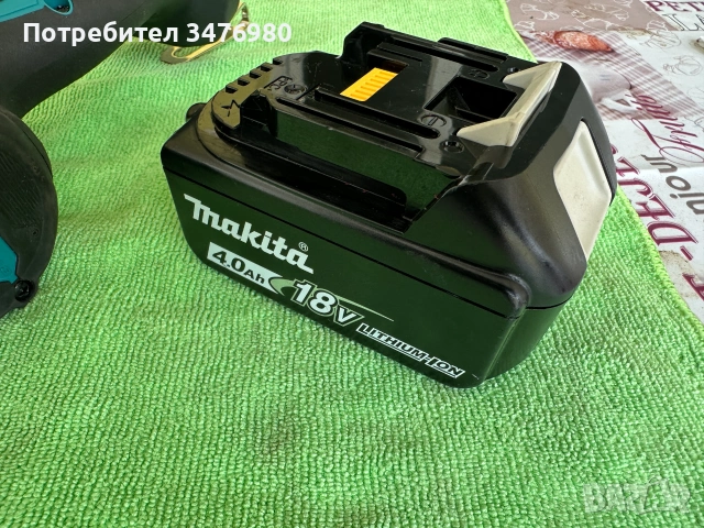 Гайковерт Makita DTW300, 18 V, 330 Nm, снимка 8 - Други инструменти - 55072136