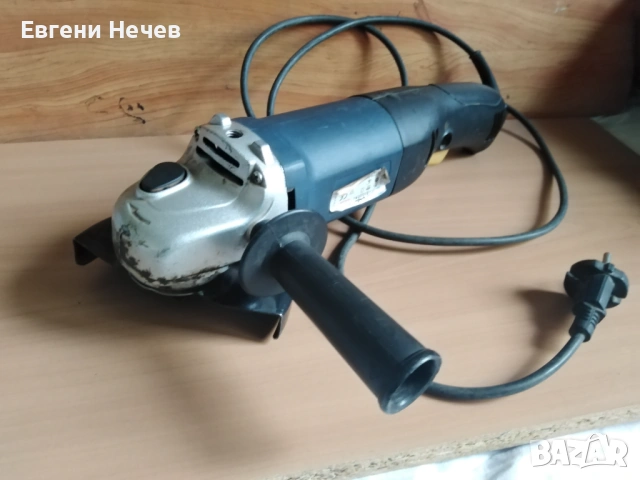 ПРОДАВАМ  ЪГЛОШЛАЙФ  С  ПОВРЕДА   ЗА  6  Евро.