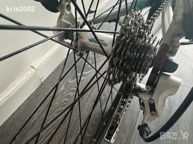 Велосипед Bianchi Via delle BATTAGLIE – Оригинален, Хибрид, Shimano Sora, снимка 10 - Велосипеди - 54380311